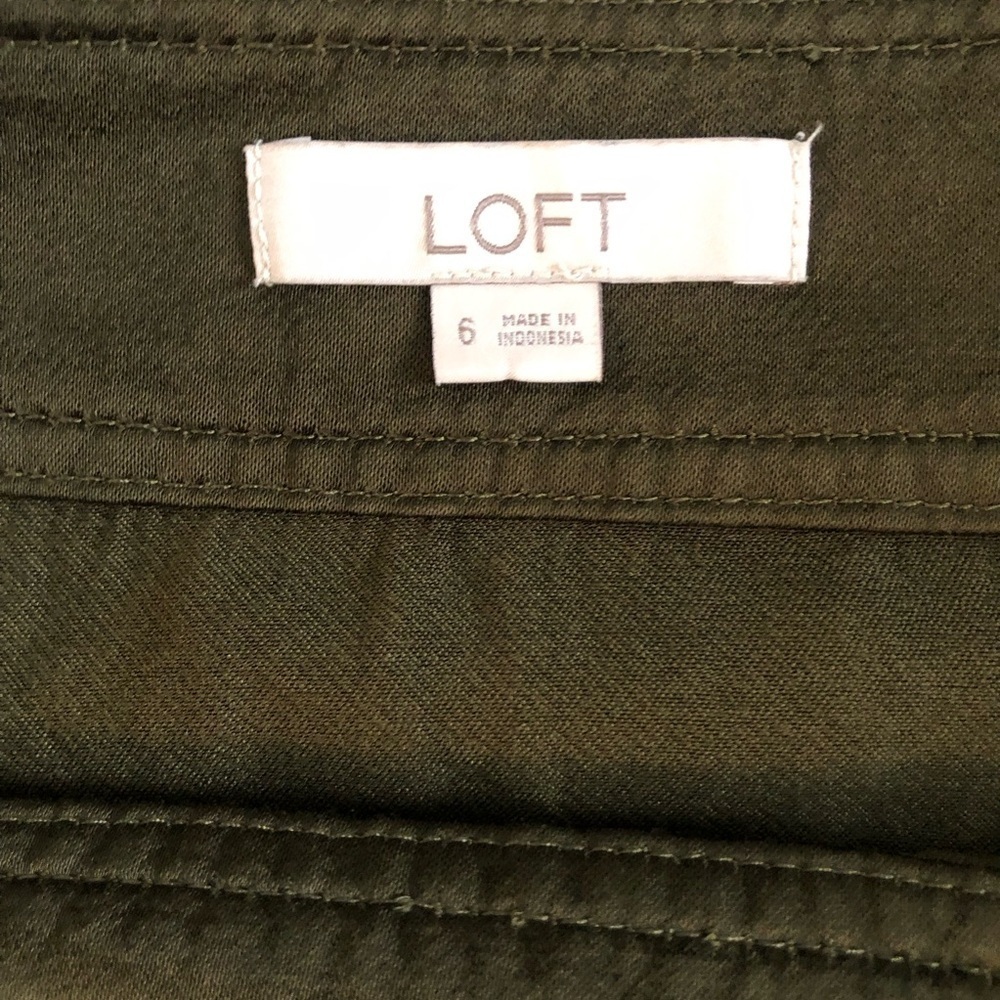 Loft dark green rayon wrap style mini skirt sz 6 - Picture 5 of 7